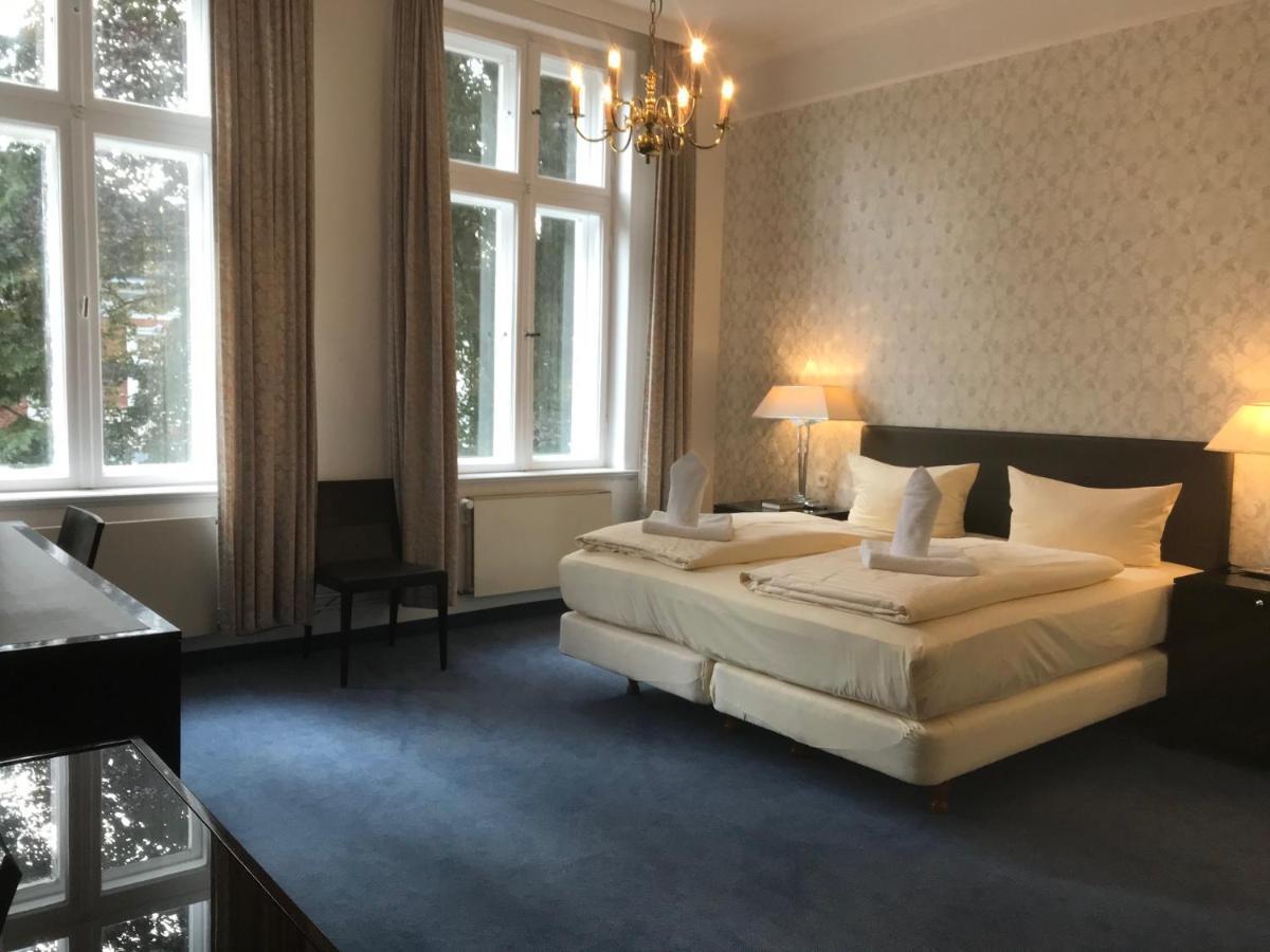 Hotel Kaiserhof Любек Экстерьер фото