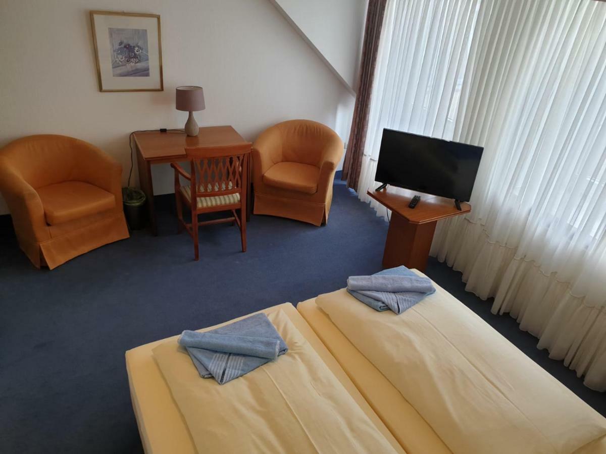 Hotel Kaiserhof Любек Экстерьер фото
